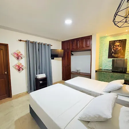 Marie Real Hotel *