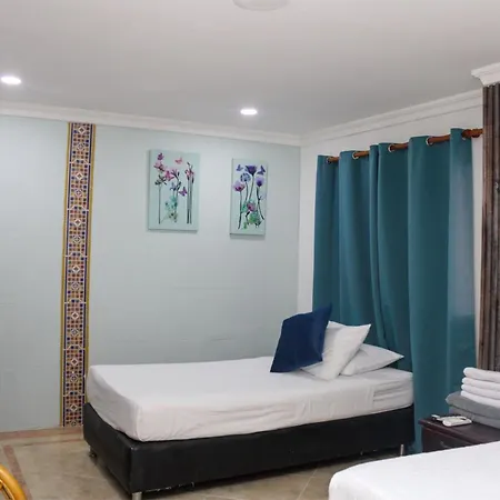 Marie Real Hotel *